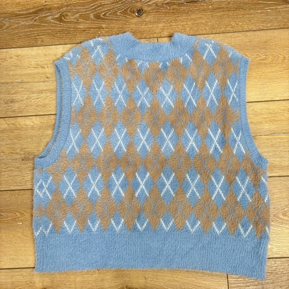 William Rast Womens Argyle Sweater Vest Large Cropped Fuzzy Knit Top Academic